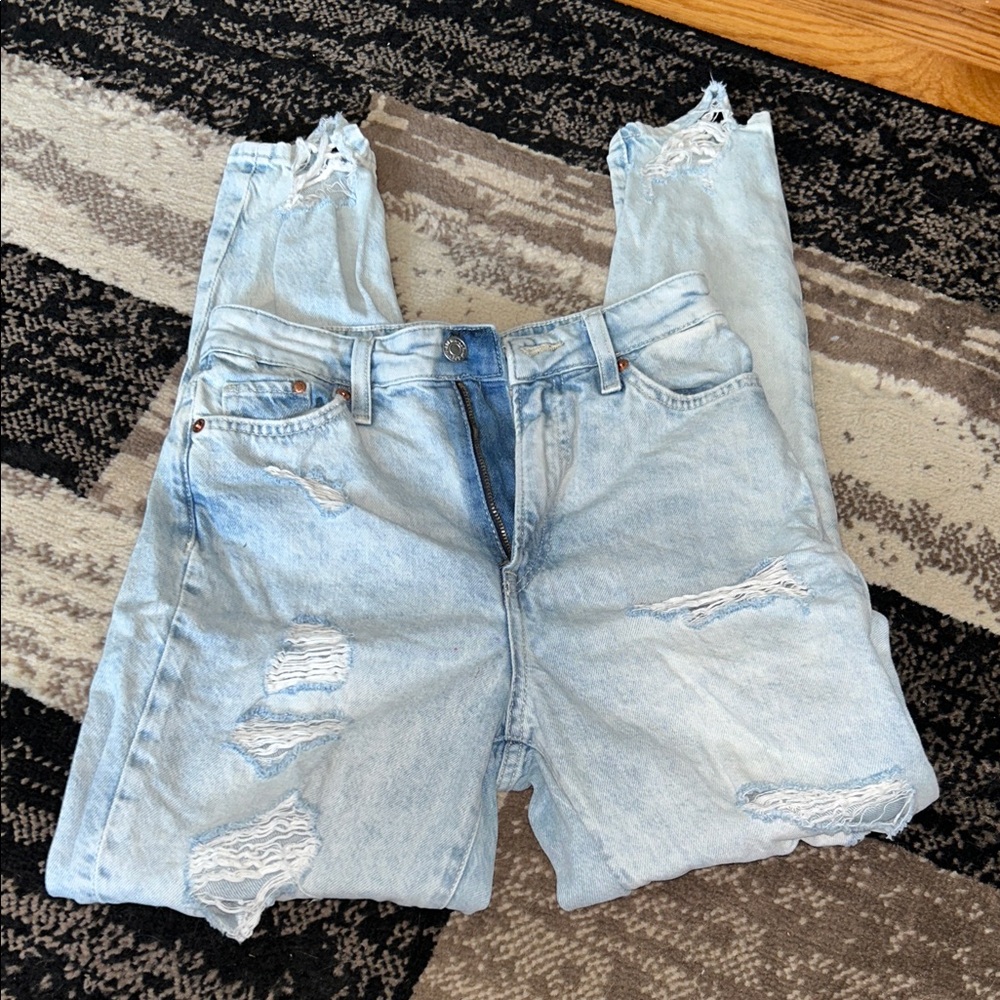 H&M Light Wash Ripped Mom Jeans